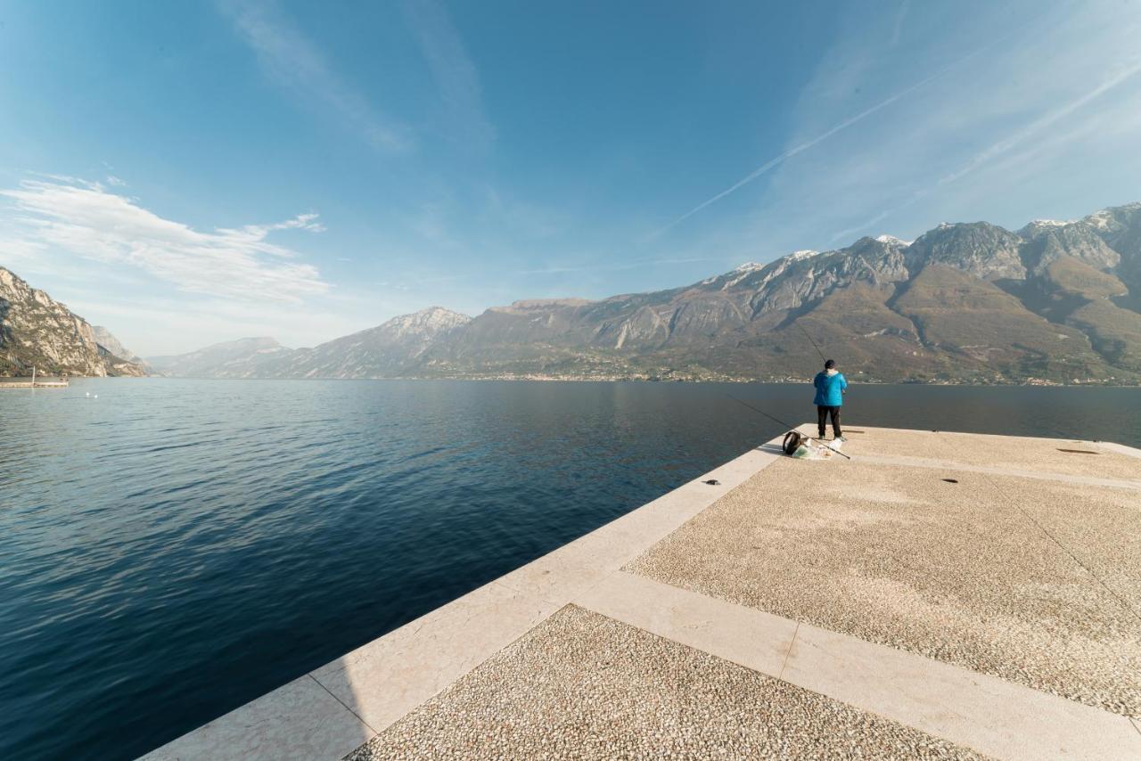 Dv Garda Suite Campione del Garda Dış mekan fotoğraf