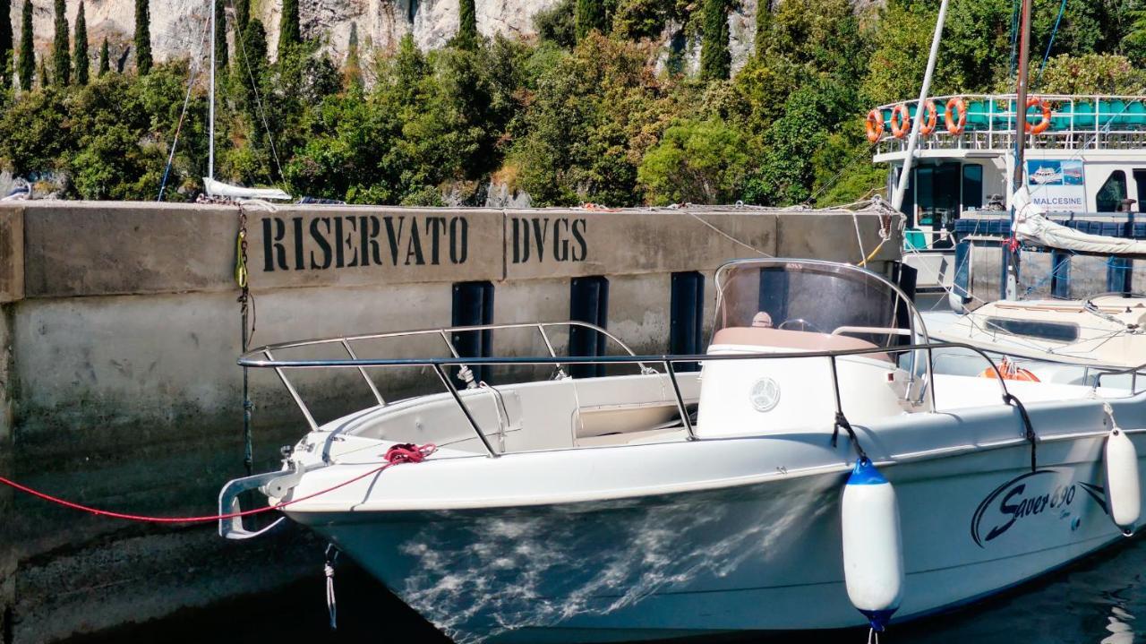 Dv Garda Suite Campione del Garda Dış mekan fotoğraf